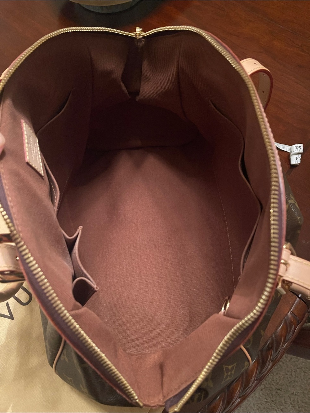 LOUIS VUITTON TIVOLI GM BAG
AUTHENTIC - Picture 17 of 17